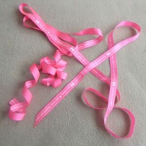 REAL KATE SPADE HOT PINK RIBBON 20 NEW YORK THINGS WE LOVE